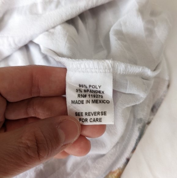 Cache Sleeveless Tiered Lettuce Hem Top New - Picture 7 of 8